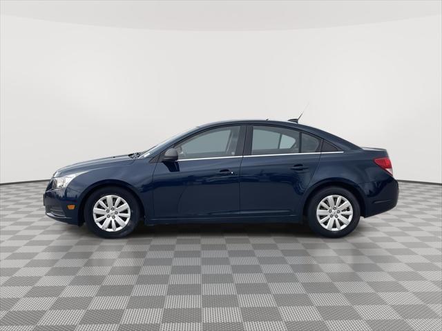 used 2011 Chevrolet Cruze car, priced at $7,000