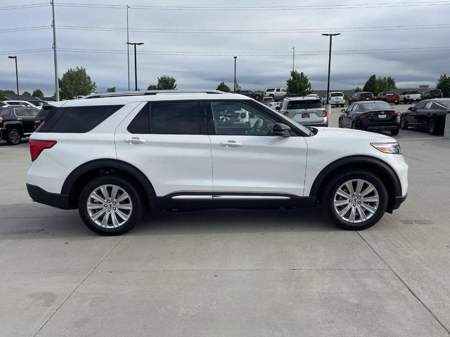 new 2024 Ford Explorer car, priced at $53,123