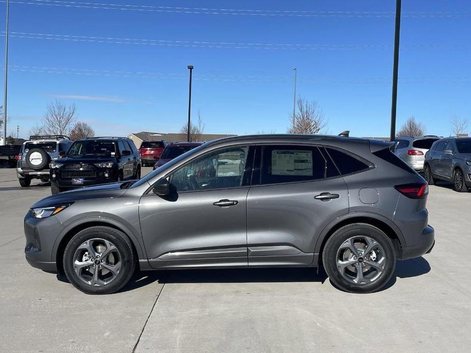 new 2024 Ford Escape car, priced at $30,000