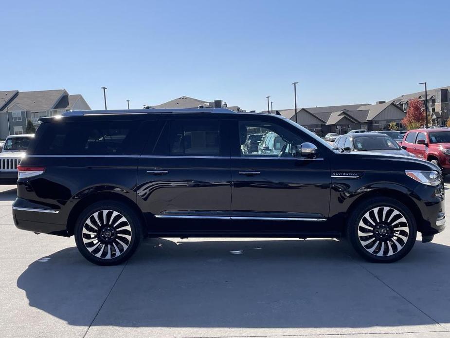 used 2022 Lincoln Navigator L car, priced at $62,000