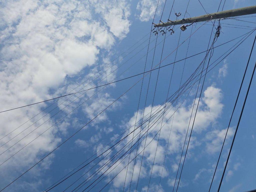 used 2020 Chrysler 300 car, priced at $10,995