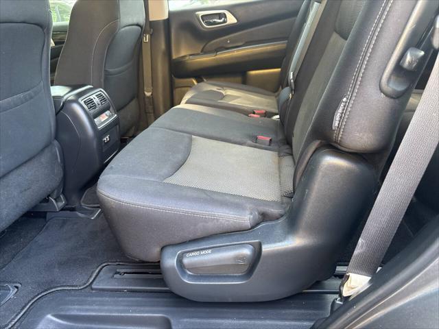 used 2020 Nissan Pathfinder car, priced at $10,995
