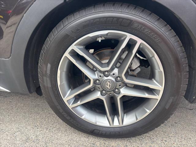 used 2017 Hyundai Santa Fe car, priced at $10,995