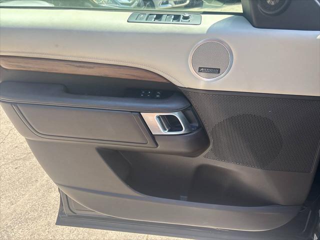 used 2018 Land Rover Discovery car, priced at $13,995