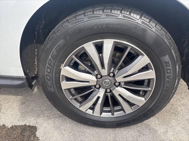 used 2020 Nissan Pathfinder car, priced at $16,995