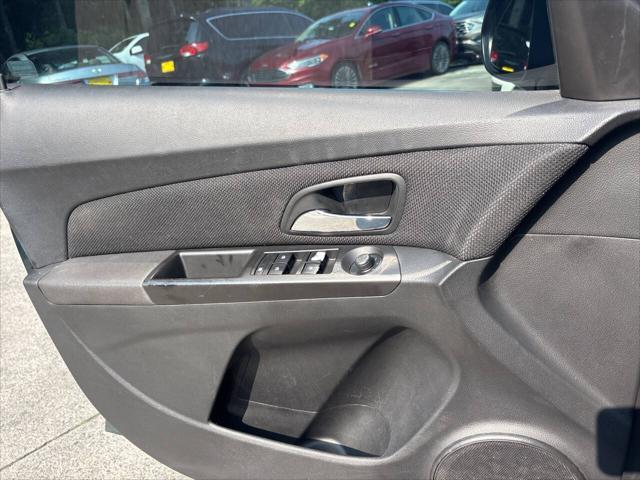 used 2014 Chevrolet Cruze car, priced at $8,995