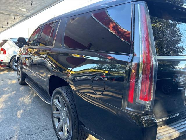 used 2018 Cadillac Escalade ESV car, priced at $21,995