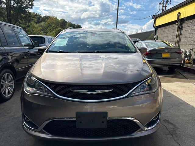 used 2017 Chrysler Pacifica car, priced at $13,995