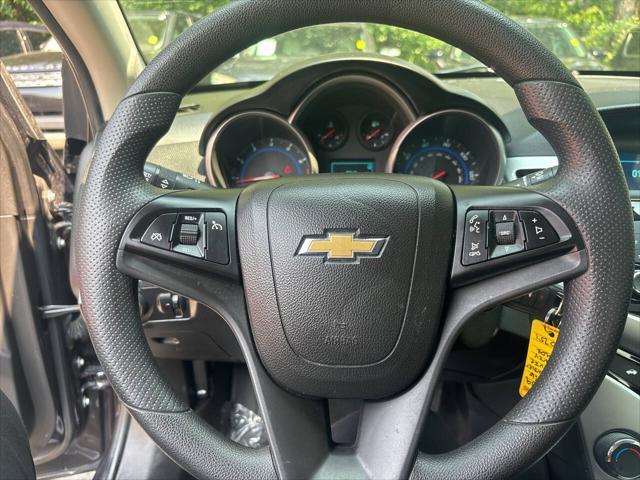 used 2016 Chevrolet Cruze Limited car, priced at $9,995