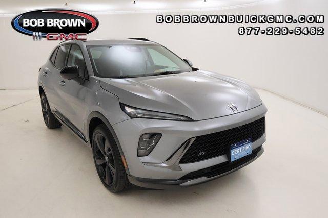 used 2025 Buick Envision car, priced at $34,995