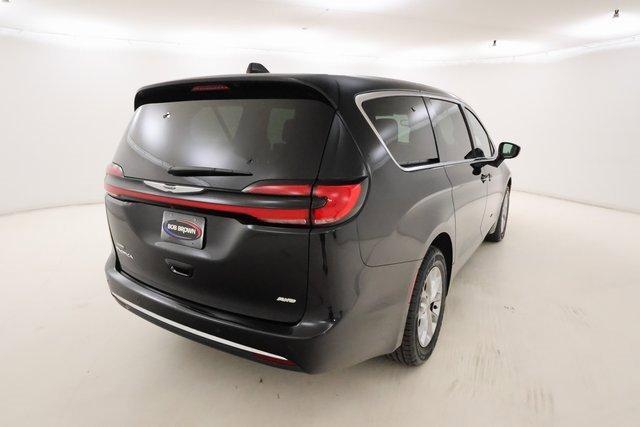used 2024 Chrysler Pacifica car, priced at $38,274