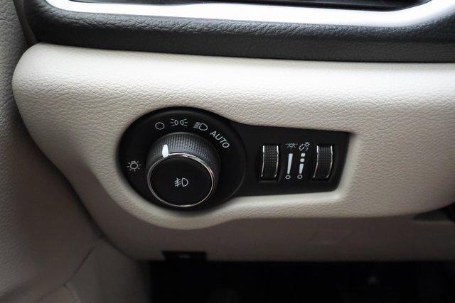 used 2024 Chrysler Pacifica car, priced at $38,274