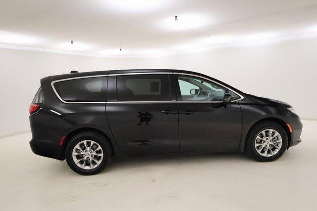 used 2024 Chrysler Pacifica car, priced at $38,274
