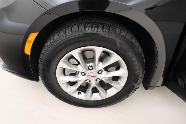 used 2024 Chrysler Pacifica car, priced at $38,274