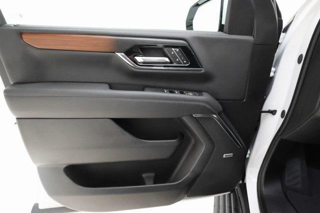 used 2025 GMC Yukon car, priced at $86,465