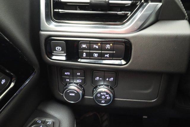 used 2025 GMC Yukon car, priced at $76,795