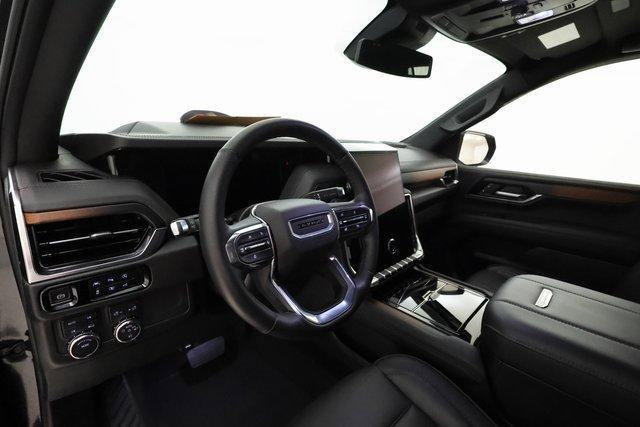 used 2025 GMC Yukon car, priced at $76,795