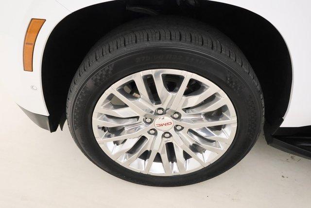 used 2025 GMC Yukon car, priced at $75,795