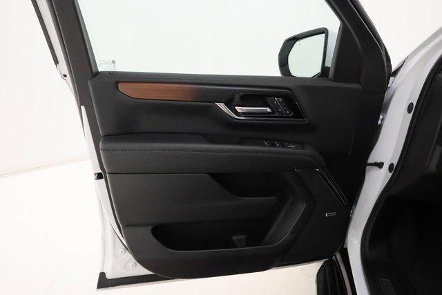 used 2025 GMC Yukon car, priced at $75,795