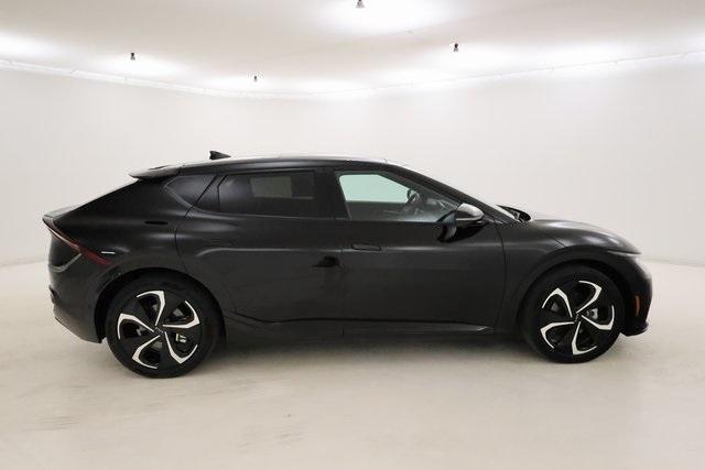 used 2022 Kia EV6 car, priced at $26,883