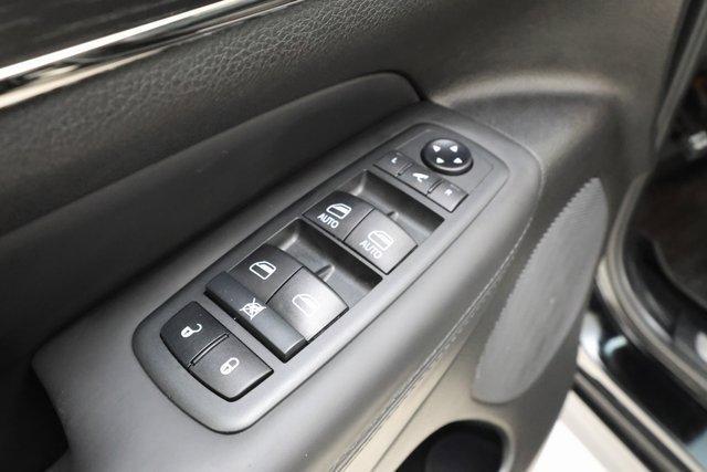 used 2020 Jeep Grand Cherokee car, priced at $28,231