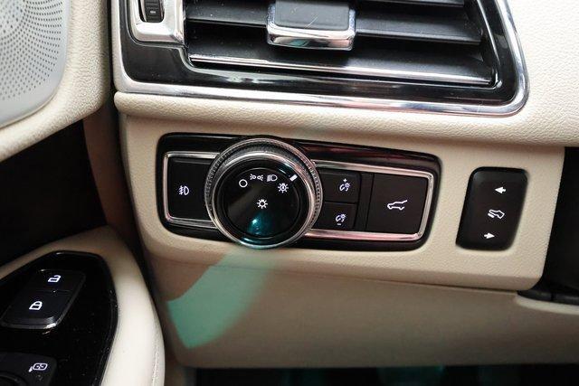 used 2021 Lincoln Navigator car, priced at $53,359
