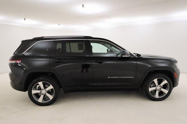 used 2022 Jeep Grand Cherokee car, priced at $26,895
