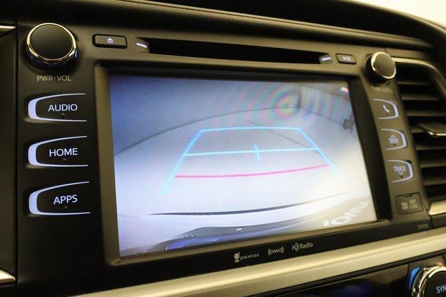 used 2016 Toyota Highlander car, priced at $19,295