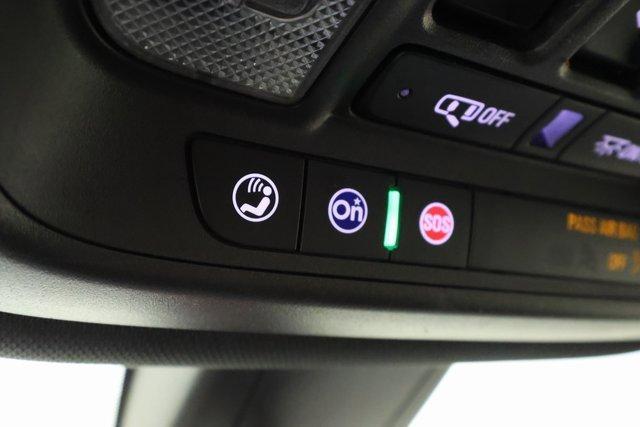 used 2023 Chevrolet Traverse car, priced at $38,995