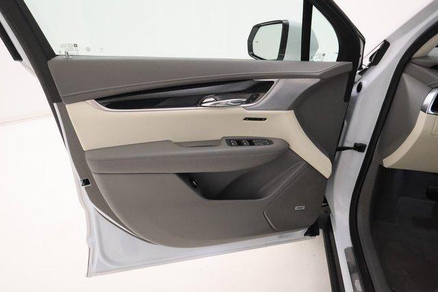 used 2025 Cadillac XT6 car, priced at $44,395