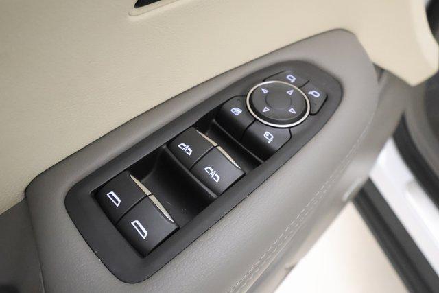 used 2025 Cadillac XT6 car, priced at $44,395