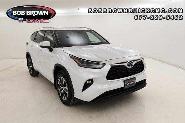 used 2022 Toyota Highlander Hybrid car, priced at $38,663