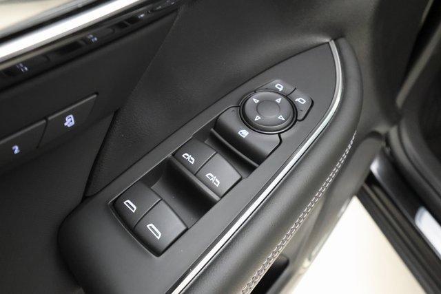 used 2025 Buick Envision car, priced at $34,379