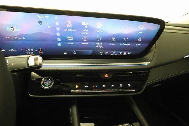 used 2025 Buick Envision car, priced at $34,379