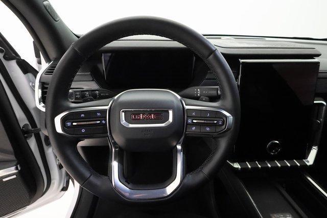 used 2025 GMC Acadia car, priced at $37,592