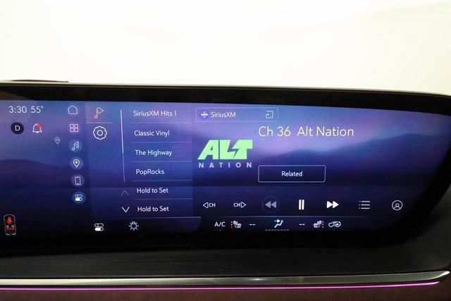 used 2025 Buick Envision car, priced at $33,959