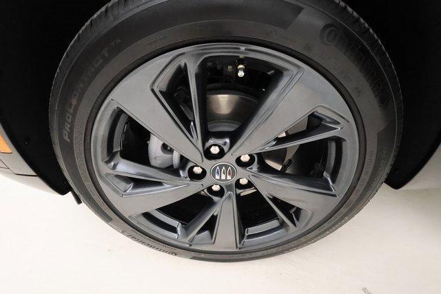 used 2025 Buick Envision car, priced at $33,959