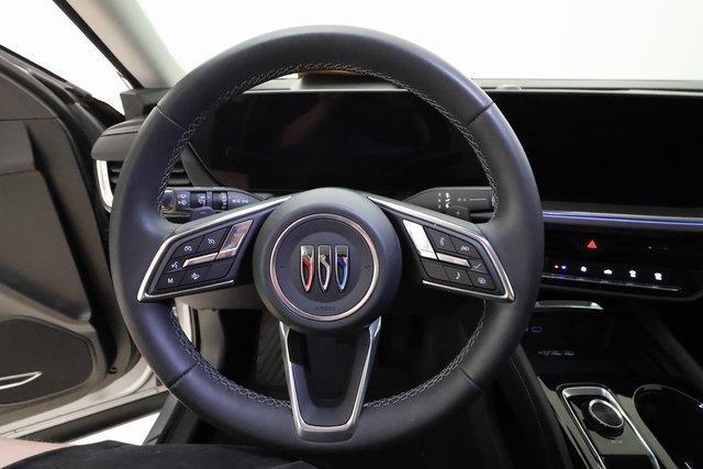 used 2025 Buick Envision car, priced at $30,931