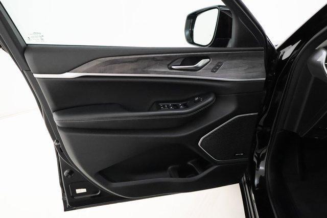 used 2022 Jeep Grand Cherokee car, priced at $28,659