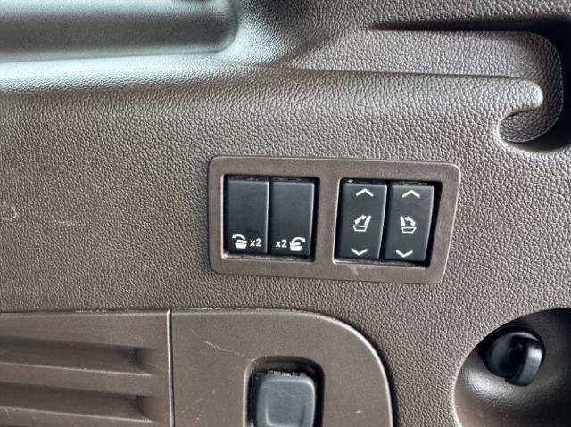used 2019 GMC Yukon XL car, priced at $36,980