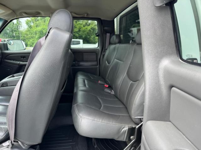 used 2003 GMC Sierra 2500 car, priced at $15,980