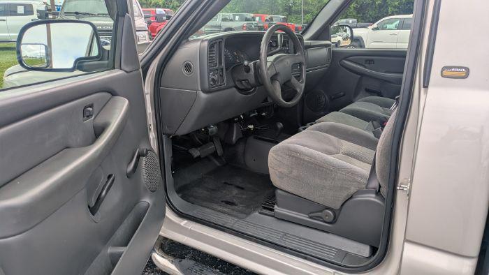used 2005 Chevrolet Silverado 2500 car, priced at $13,980
