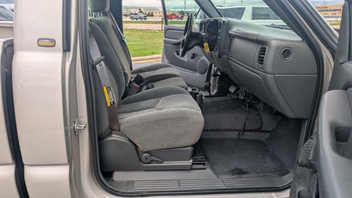used 2005 Chevrolet Silverado 2500 car, priced at $13,980