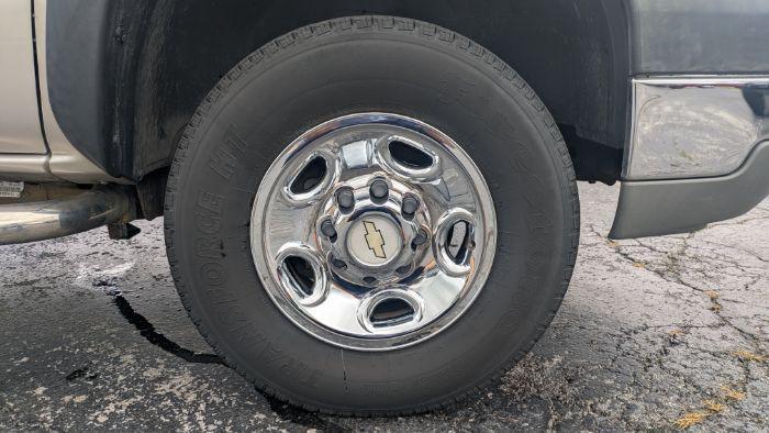 used 2005 Chevrolet Silverado 2500 car, priced at $13,980