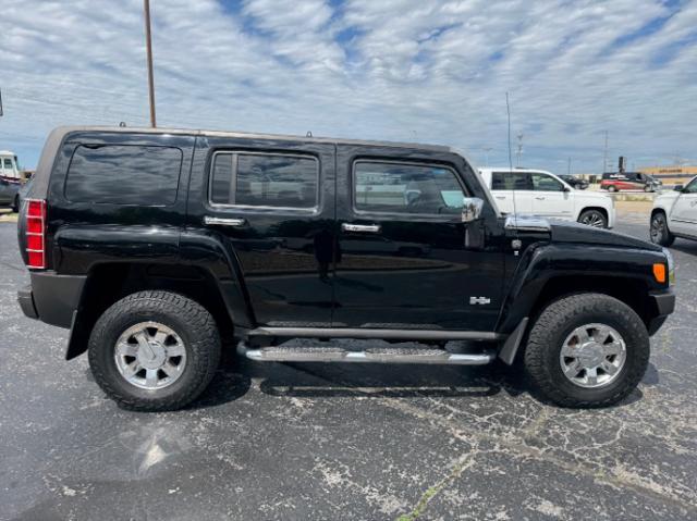 used 2006 Hummer H3 car, priced at $10,980