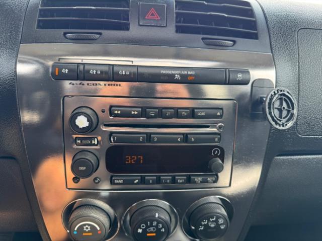 used 2006 Hummer H3 car, priced at $10,980