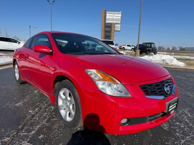 used 2009 Nissan Altima car, priced at $5,980