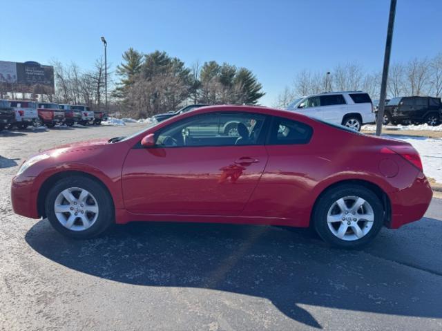 used 2009 Nissan Altima car, priced at $5,980