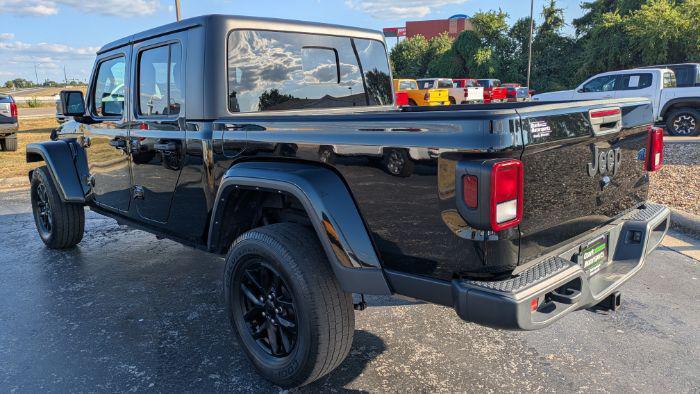 used 2022 Jeep Gladiator car, priced at $26,980