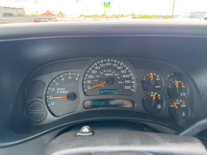 used 2003 Chevrolet Avalanche car, priced at $9,980